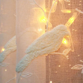 3D Бродерия с птичи модел Драпирует прозрачен прозорец Бял тюлем, бродирани марля за зъби с птици