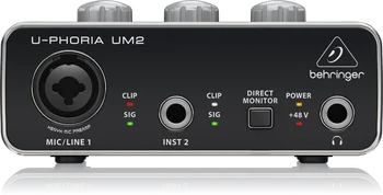 Аудиоинтерфейс BEHRINGER UM2 Audiophile 2x2 USB с Микрофонным Предусилителем XENYX За Запис на Китара Външна Звукова Карта USB