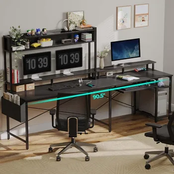 Компютърна маса, L-образен игрална маса 90,5 инча, кът бюро за компютър с led подсветка и розетка, поставка за клавиатура