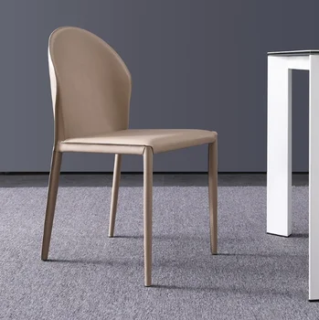 Крем стил, италиански стил, художествена облегалка на стола за хранене на масата, минималистичен дизайнерски малки домакински кожен стол със седло